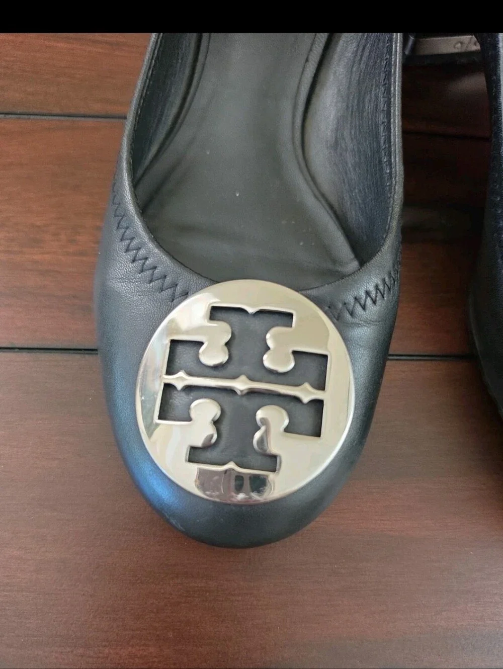 $298 Tory Burch Black Leather Amy Pumps Heels Logo Sz 9